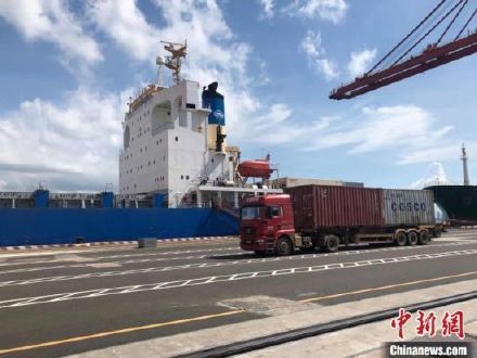 海南推行“船边直提、抵港直装”模式 提升跨境贸易便利度 - 第1张