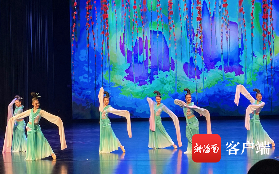 海南省歌舞团惠民演出走进自贸港生态软件园 - 第1张
