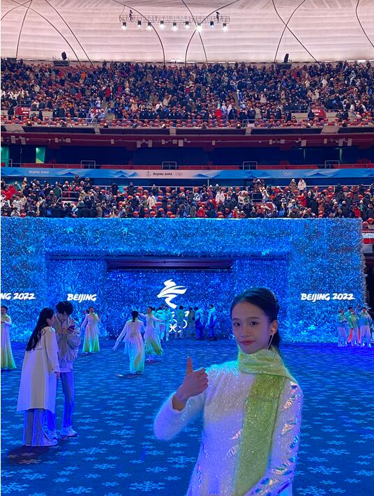 这3位海南籍姑娘在北京冬奥会闭幕式的舞台上“折柳寄情” - 第3张