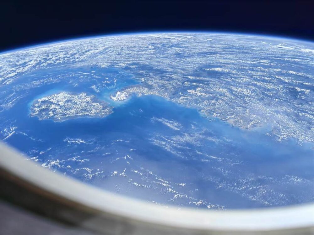 问天发射前夕，神十四乘组太空视角拍下美丽海南岛 - 第1张