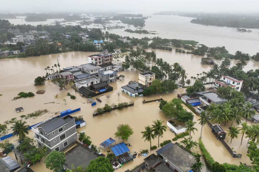 强降雨再袭多市县停课，海南：全力实现“不死人、少伤人、少损失”